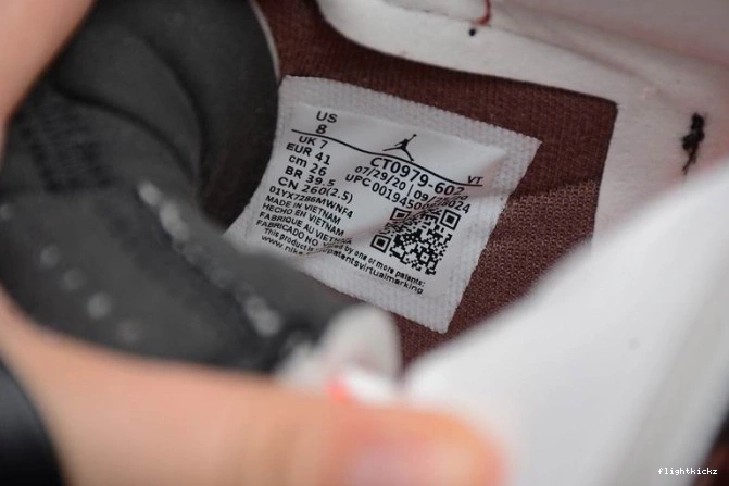 Zoom Rust Air CT0979-602 Jordan CMFT High (W) 1 Canyon 1112